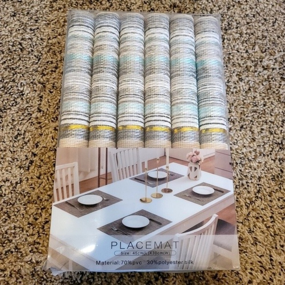 nwt Set of 6 Placemats NEW IN PACKAGING blue gray multicolor size 45cm x 30cm